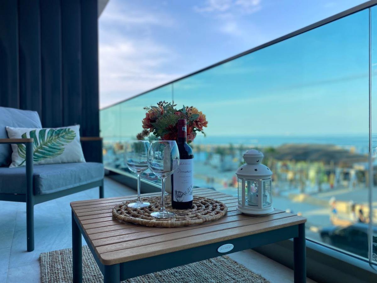Royal Sea View Design Promenada 3 Apartment Năvodari Екстериор снимка